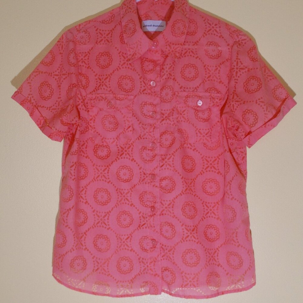 Alfred Dunner Women's Coral Semi Sheer Blouse Size 8 EUC